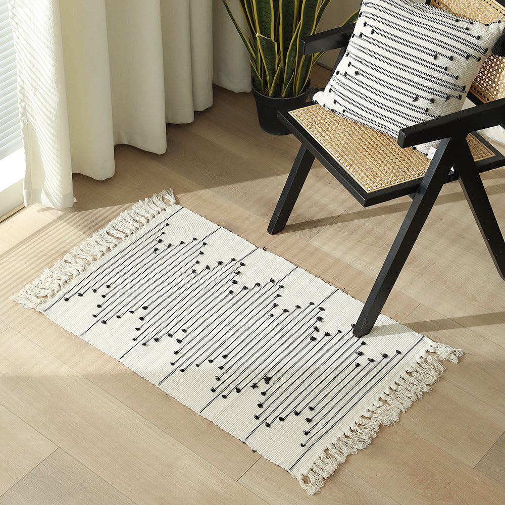 Cotton runner rug with fringes and geometric texture pattern Bowlift
