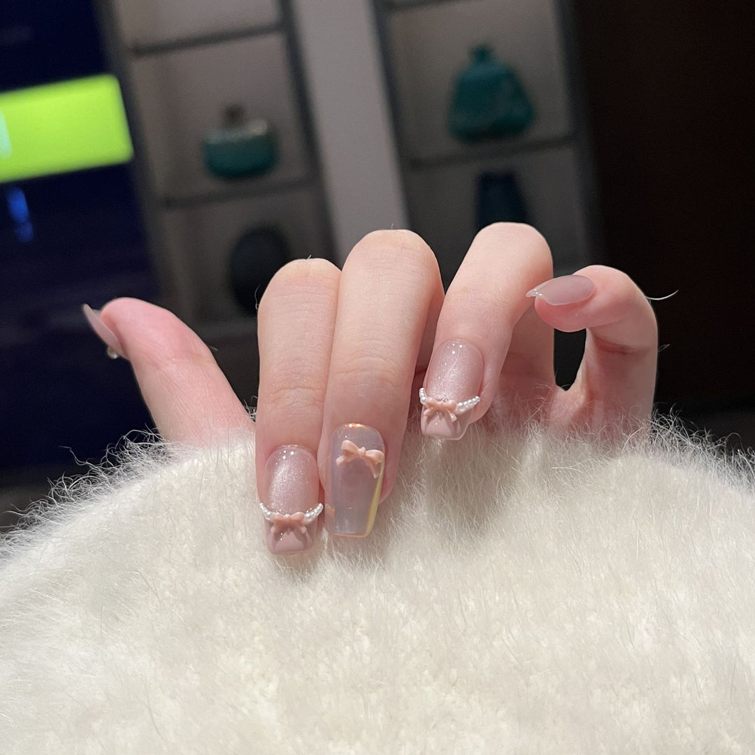 Decorative Press-On Nail Art Set with Artistic Bow and Pearl Accents Bowlift