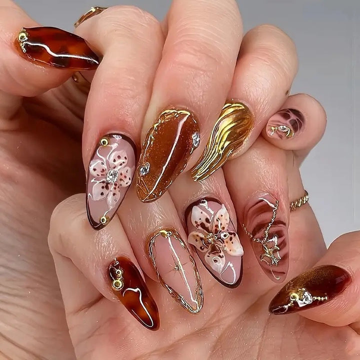 Nail Art Design Bowlift