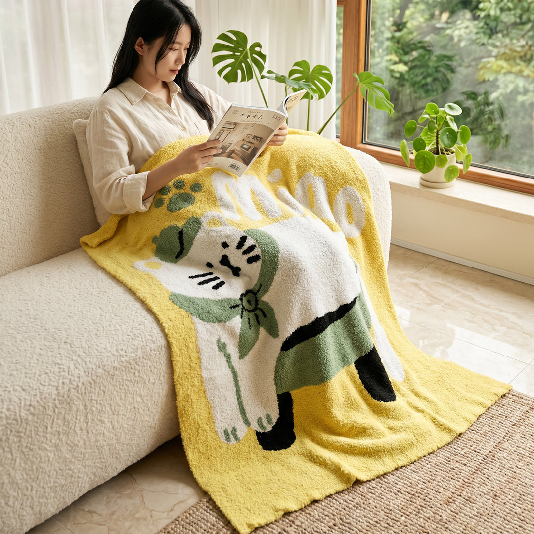 Cozy Cartoon Cat Blanket