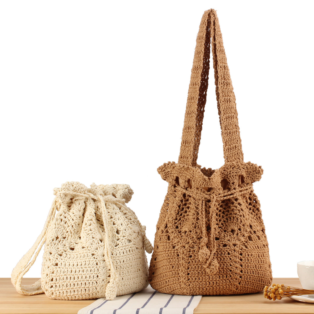 Large crochet bag with adjustable carrying strap Bowlift