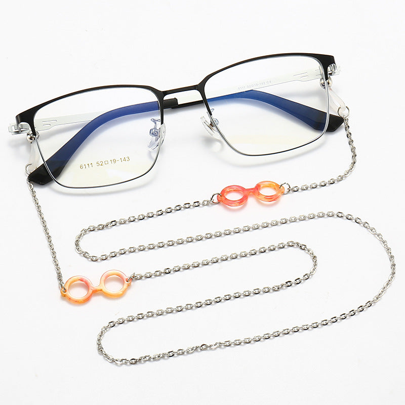 Stylish Eyewear with Decorative Chain Bowlift