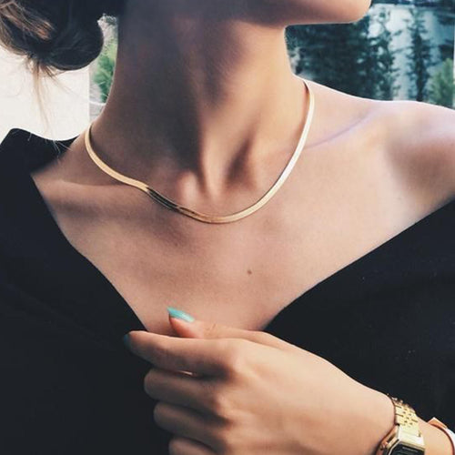 Sleek Snake Chain Necklace Bowlift