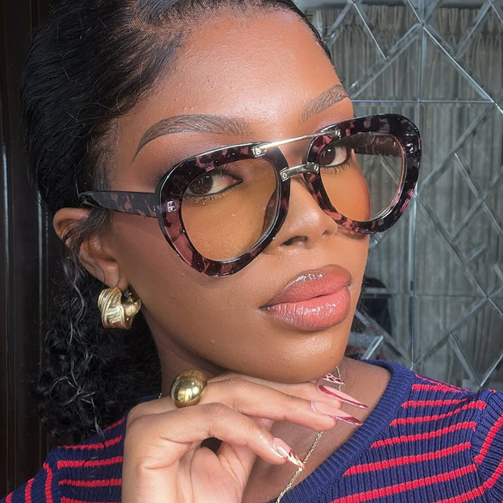 Womens extravagant sunglasses in modern heart design Bowlift