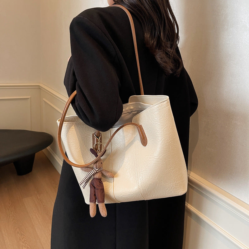 Elegant Minimalist Tote Bag Bowlift