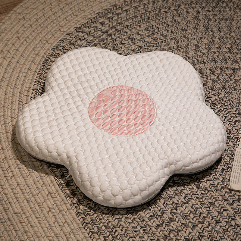 Flower cushion with breathable surface Bowlift