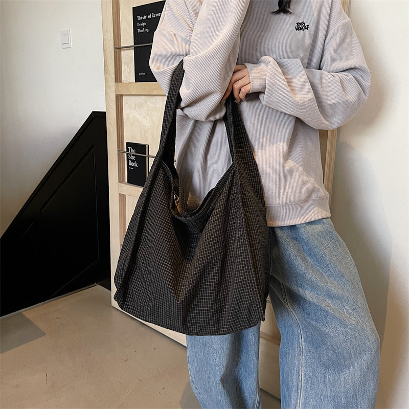Textured Everyday Hobo Tote Bowlift