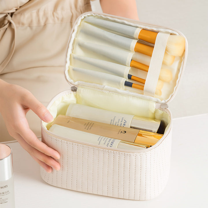 Stylish Travel Cosmetic Case Bowlift