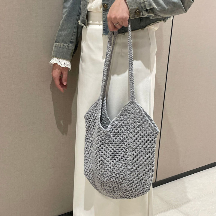 Hand-knotted tote bag in modern net design Bowlift