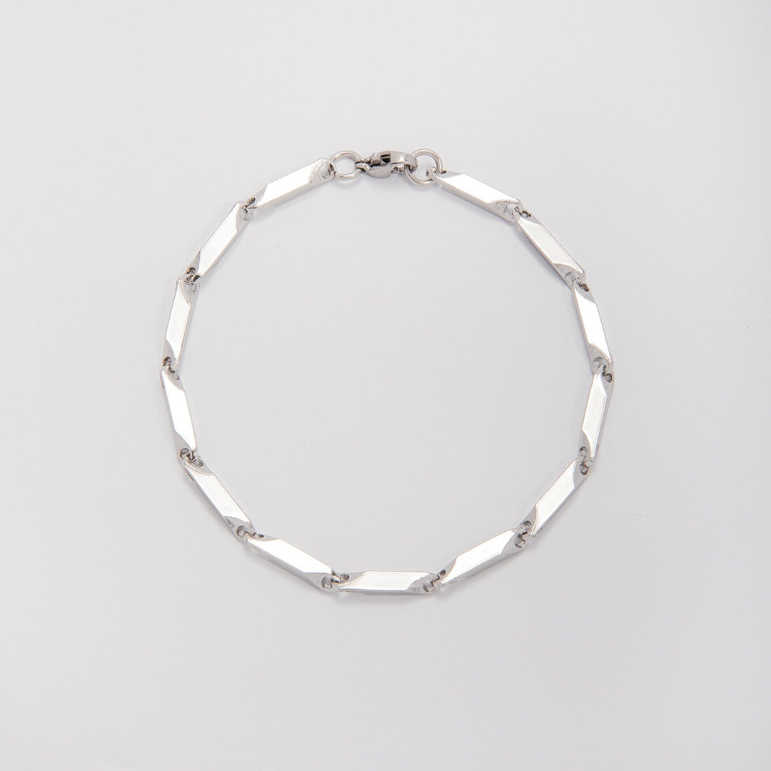 Distinctive Geometric Chain Bracelet Bowlift