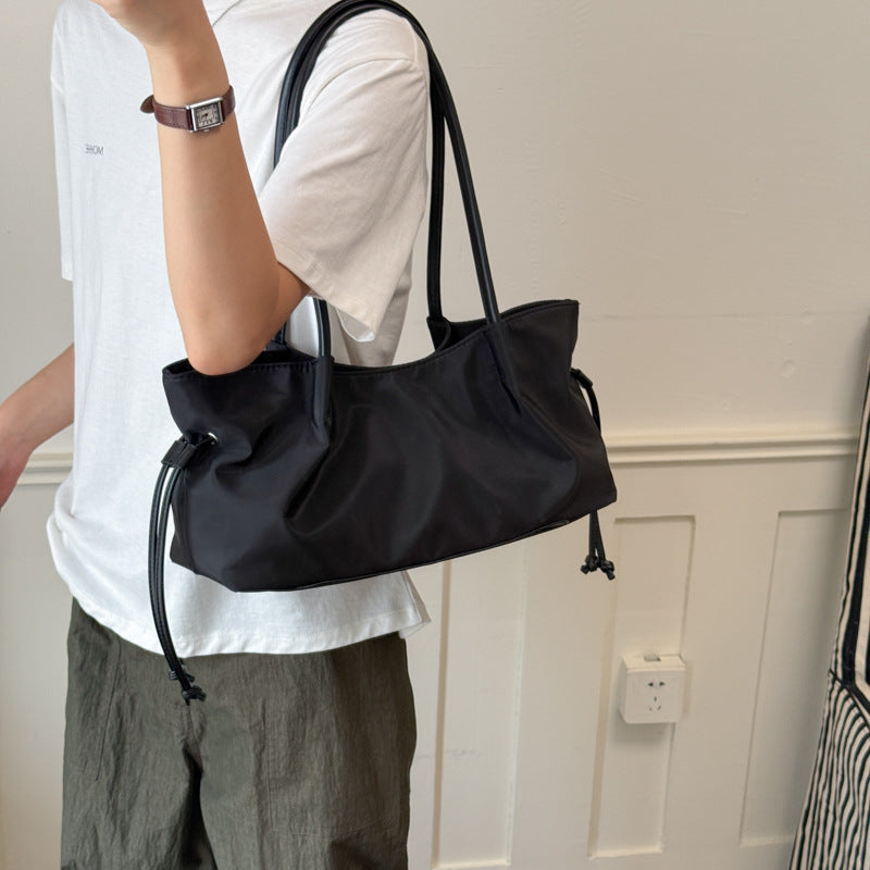 Spacious Tote Bag Bowlift