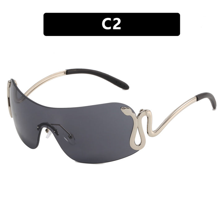 Ladies futuristic sports sunglasses with playful design Bowlift