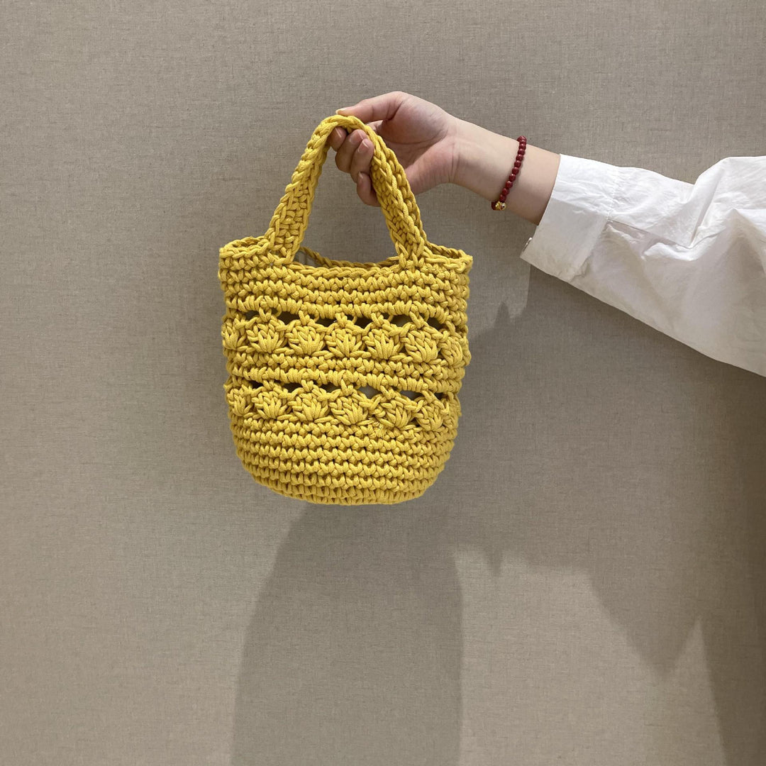 Hand-knotted Tote Bag Bowlift