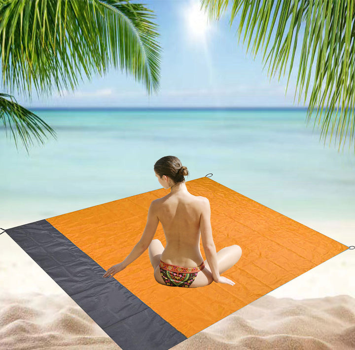 WoOutdoor Waterproof Beach Blanket Bowlift