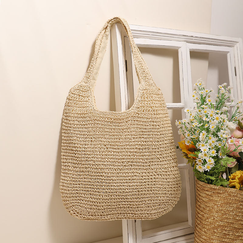 Spacious and Handcrafted Straw Tote Bag with Comfortable Shoulder Strap Bowlift