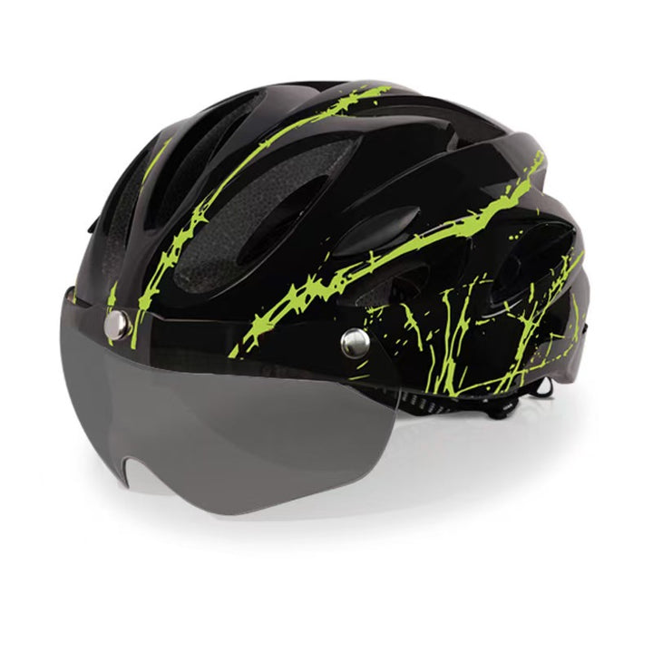 Sporty bicycle helmet with integrated visor Bowlift