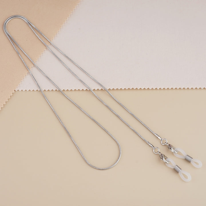 Sleek Metal Eyewear Chain Bowlift