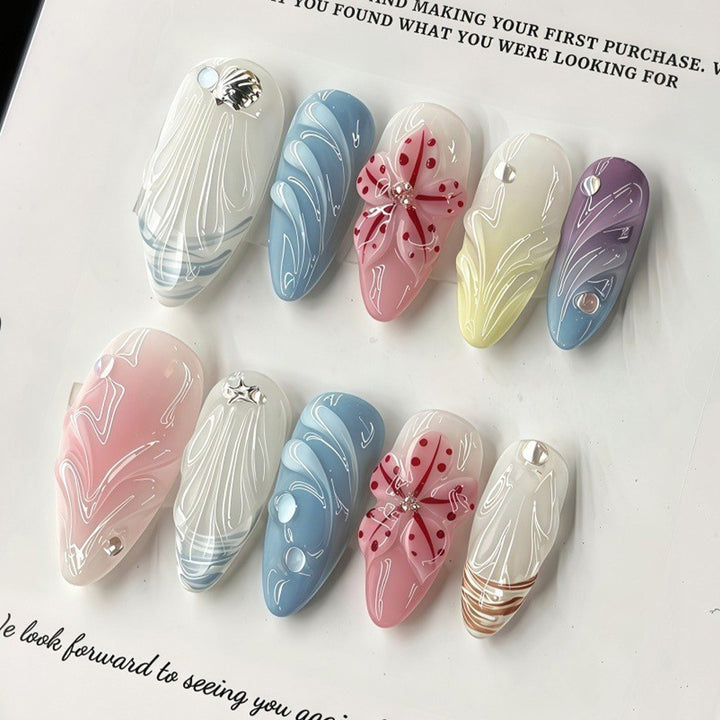 Artificial nails in creative floral design Bowlift