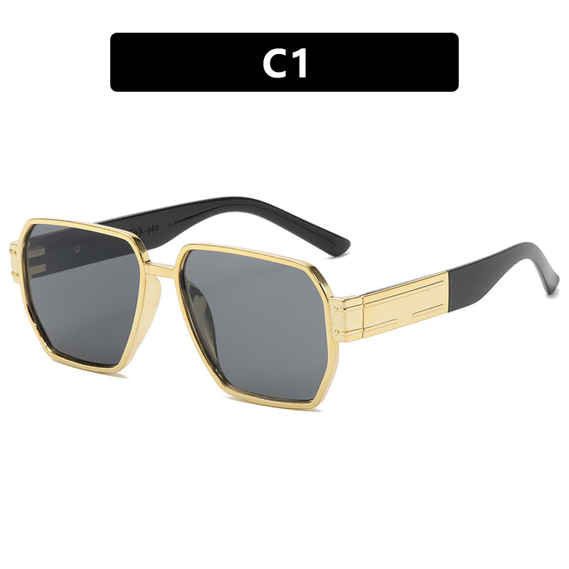 Ladies elegant sunglasses with striking geometric frame Bowlift