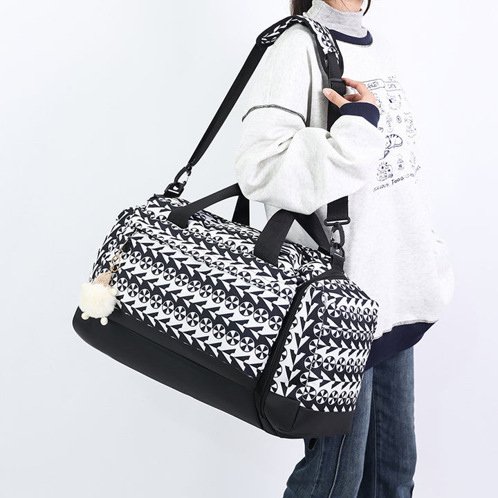 Stylish Patterned Weekend Duffle Bag Bowlift