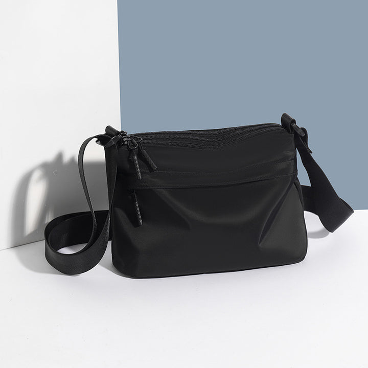 Lightweight Waterproof Crossbody Pouch Bowlift