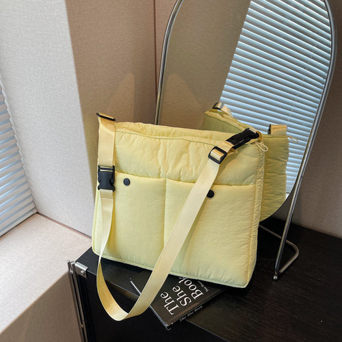 Stylish Crossbody Tote Bowlift