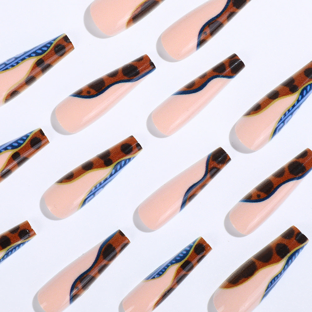 Creative leopard pattern press-on nails Bowlift