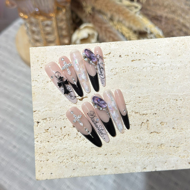 Artistic Stiletto Press-On Nail Art Set with Elegant Decorative Elements Bowlift