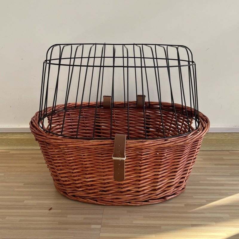wicker bicycle pet carrier with removable washable liner and reinforced lockable metal dome Bowlift