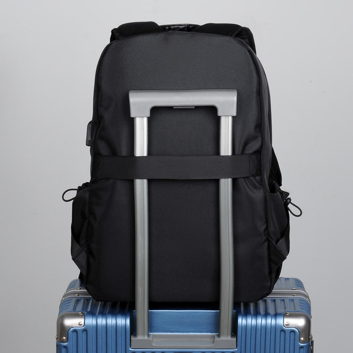 Robust and Practical Backpack with Multifunctional Storage Bowlift