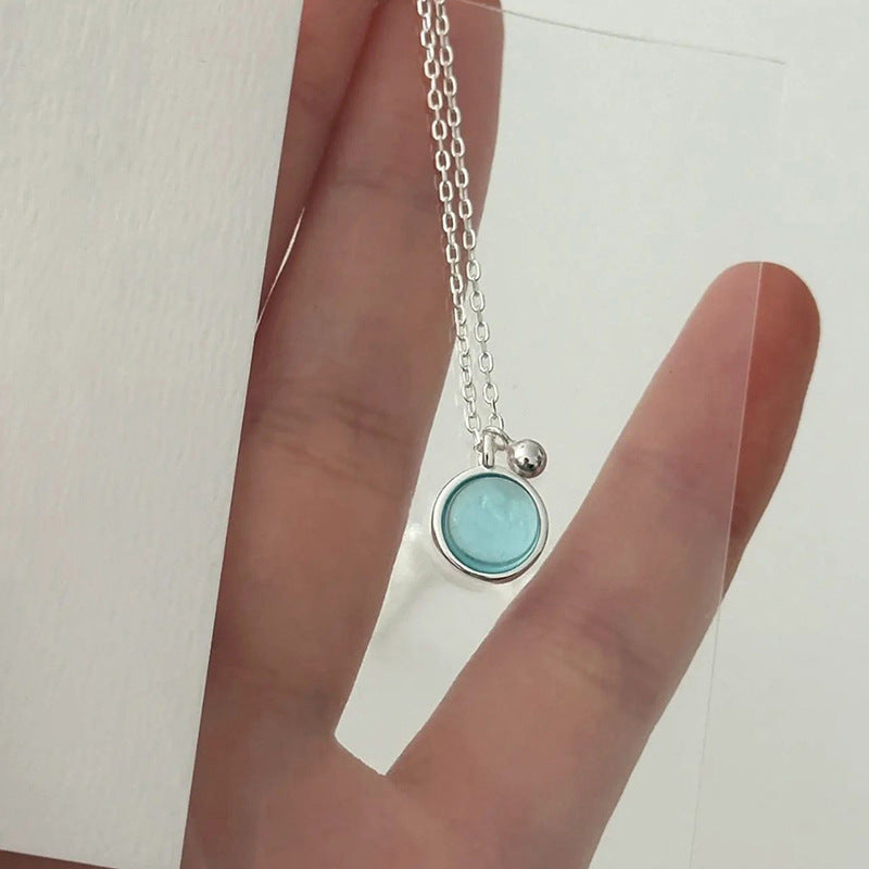 Elegant Silver Pendant Necklace Bowlift