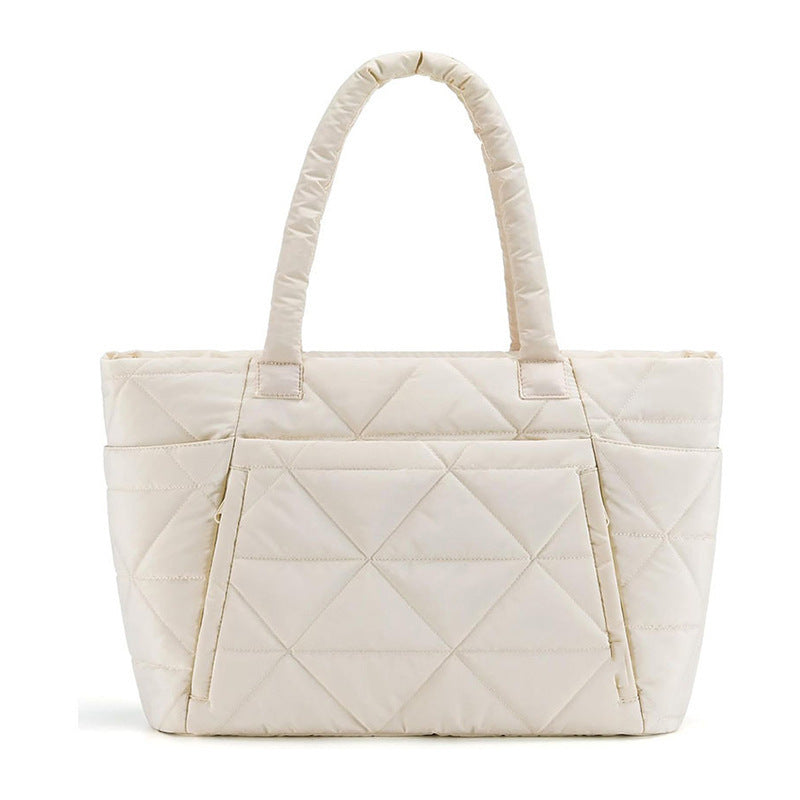 Fashionable leisure bag with practical design Bowlift