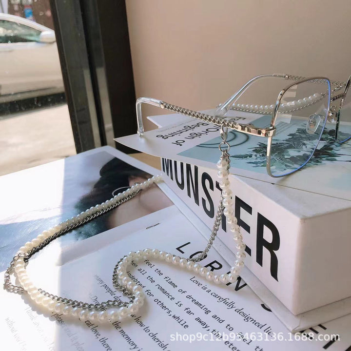 Elegant Pearl and Chain Reading Glasses Holder Bowlift