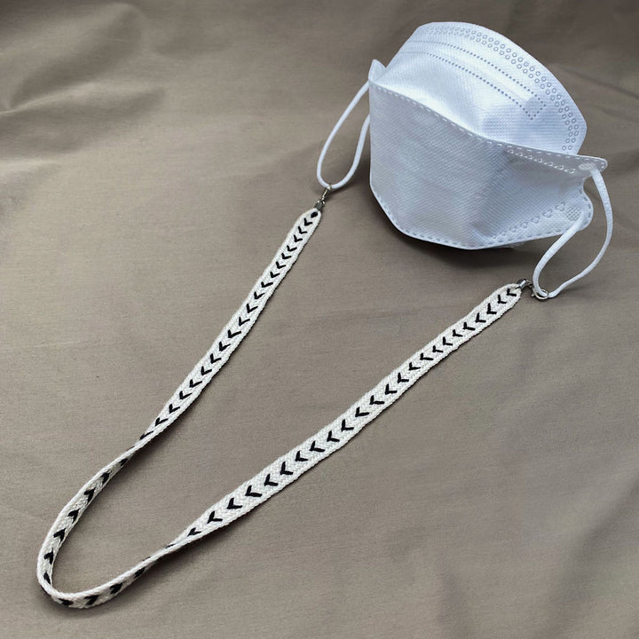 Adjustable Braided Eyewear Chain Bowlift