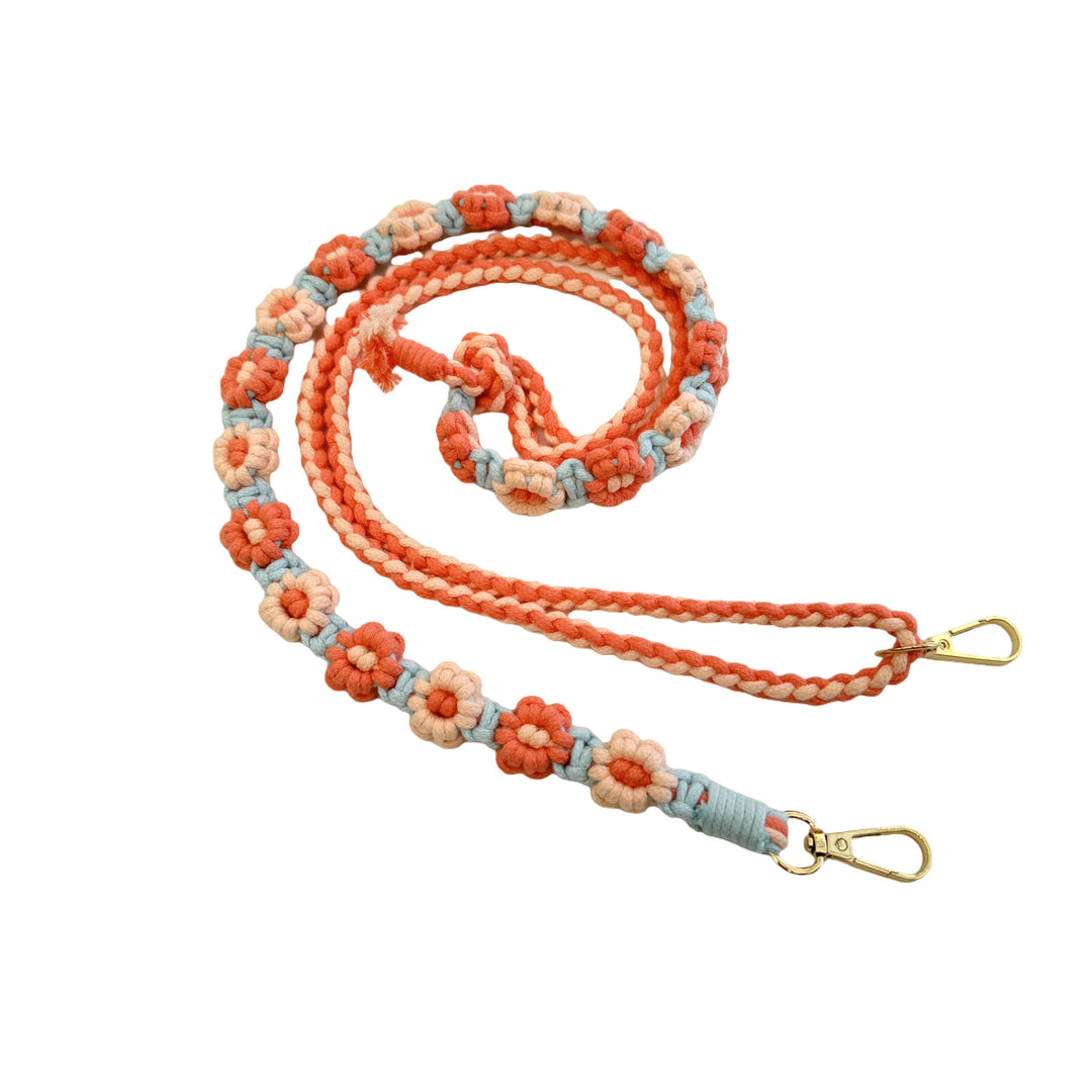 Macrame Pet Leash with Floral Detailing Bowlift
