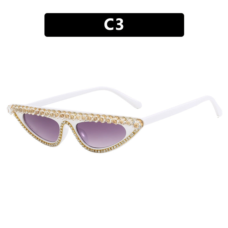 Ladies designer sunglasses in stylish cat-eye design with glittering frame Bowlift
