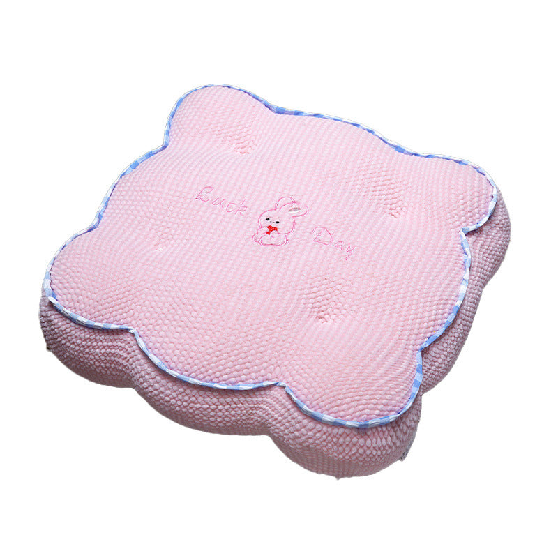 Plush seat cushion with flower pattern Bowlift