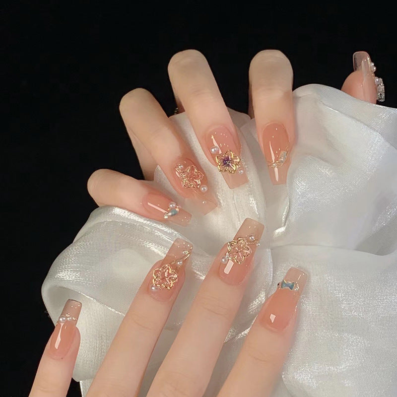 Luxurious Decorated Art Nails Bowlift
