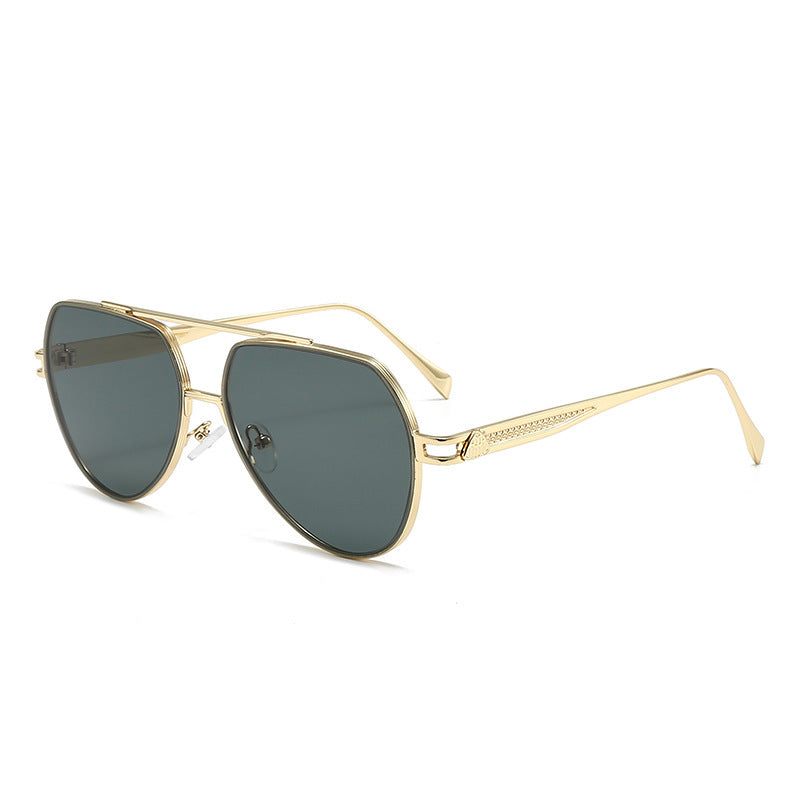 Women's designer sunglasses in a stylish, curved metal frame Bowlift