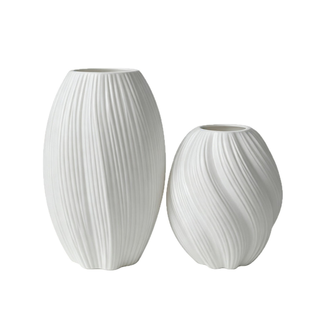 Elegant Vertical Ribbed Decorative Vase Bowlift