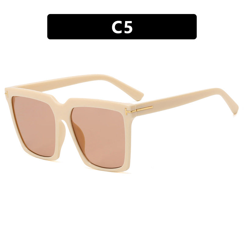 Women's square sunglasses with elegant metal accent Bowlift