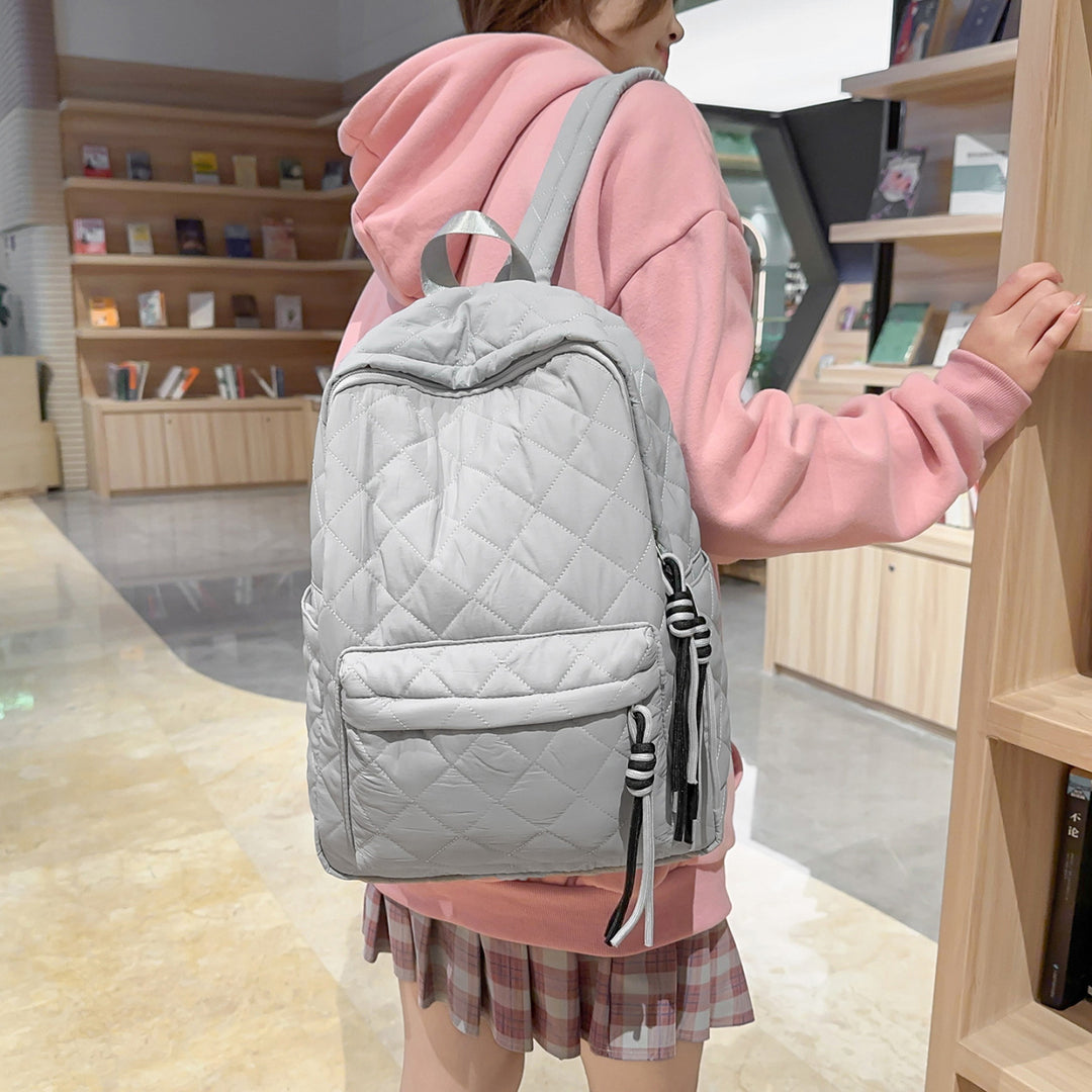 Durable everyday backpack with multiple compartments Bowlift