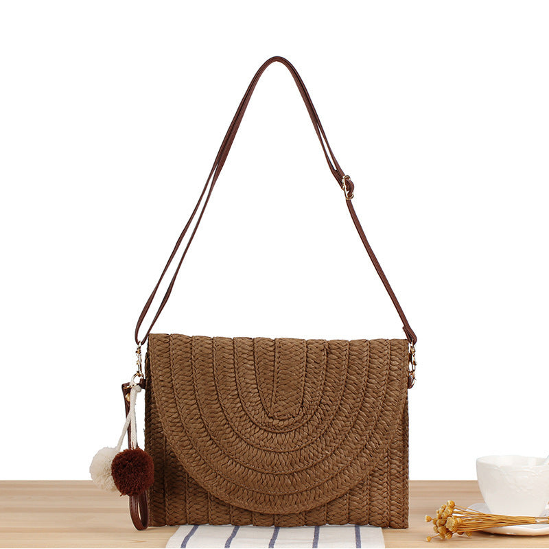 Fashionable Shoulder Bag Made of Braided Straw Bowlift