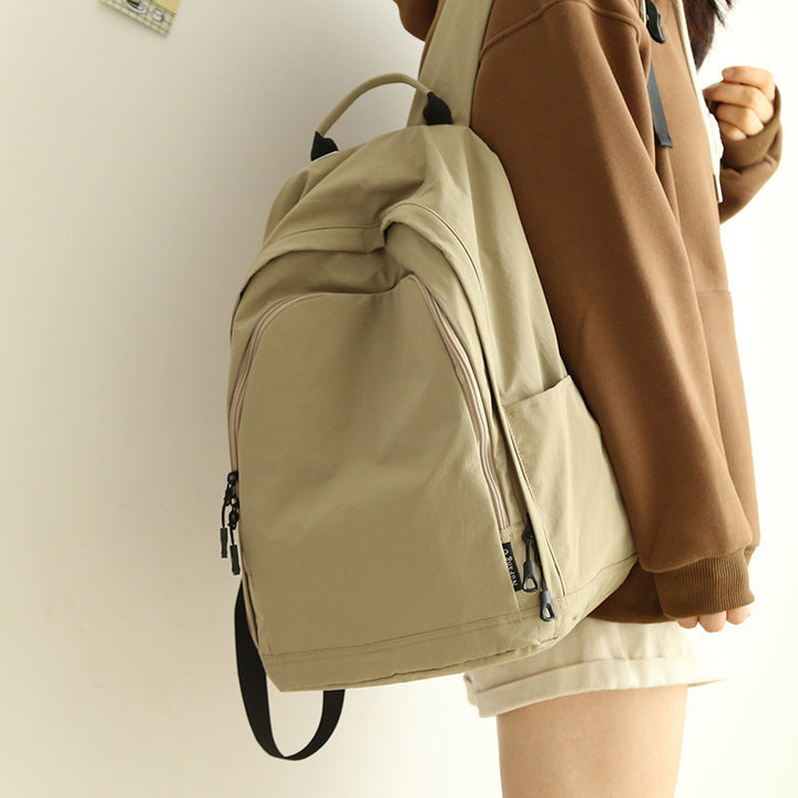Practical everyday backpack with reinforced bottom and versatile compartments Bowlift