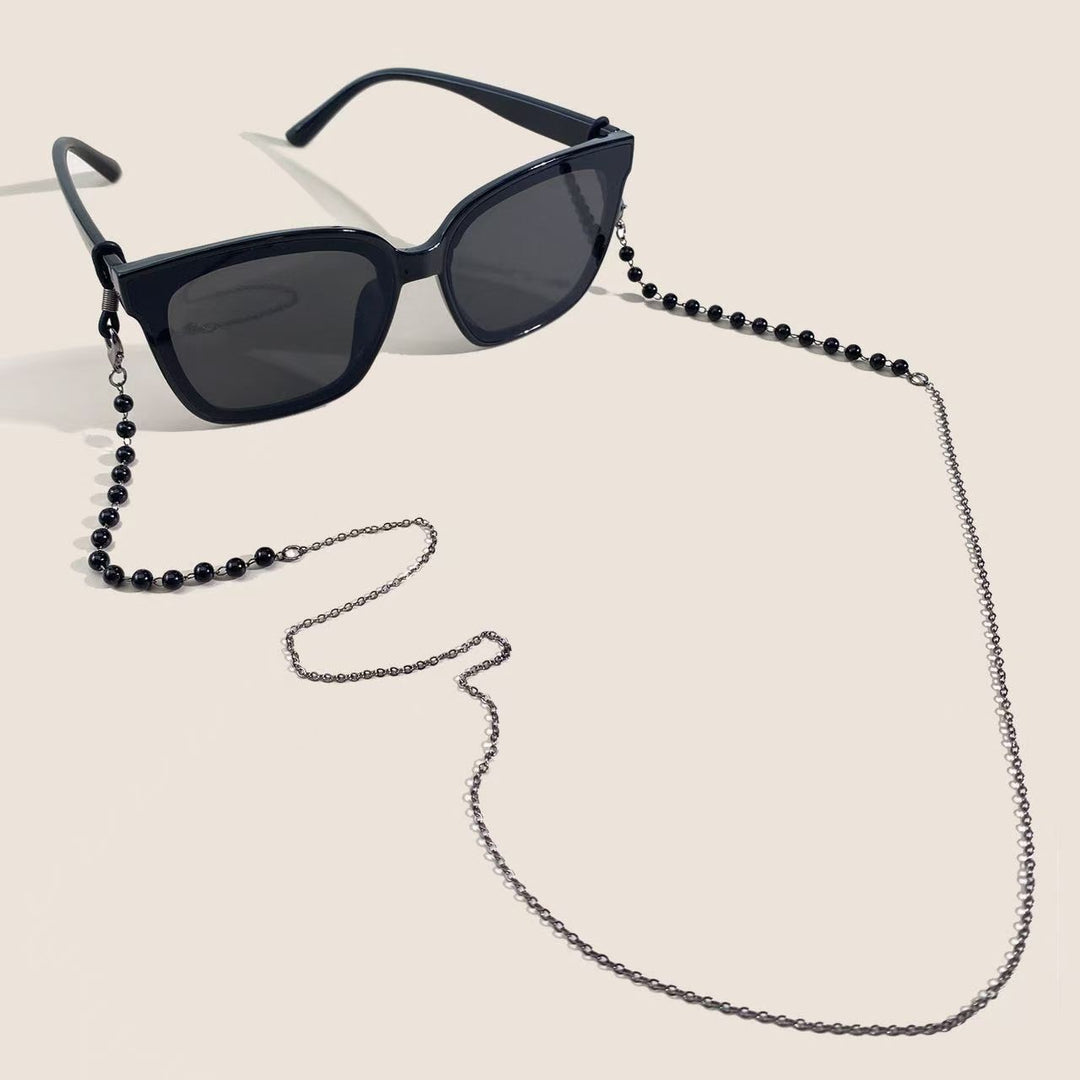 Elegant Beaded Eyewear Chain Bowlift