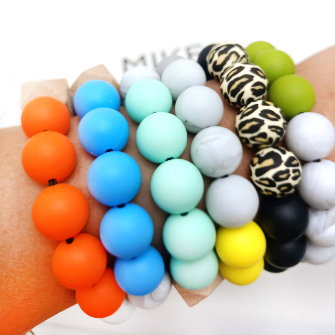 Statement Jewelry Bowlift