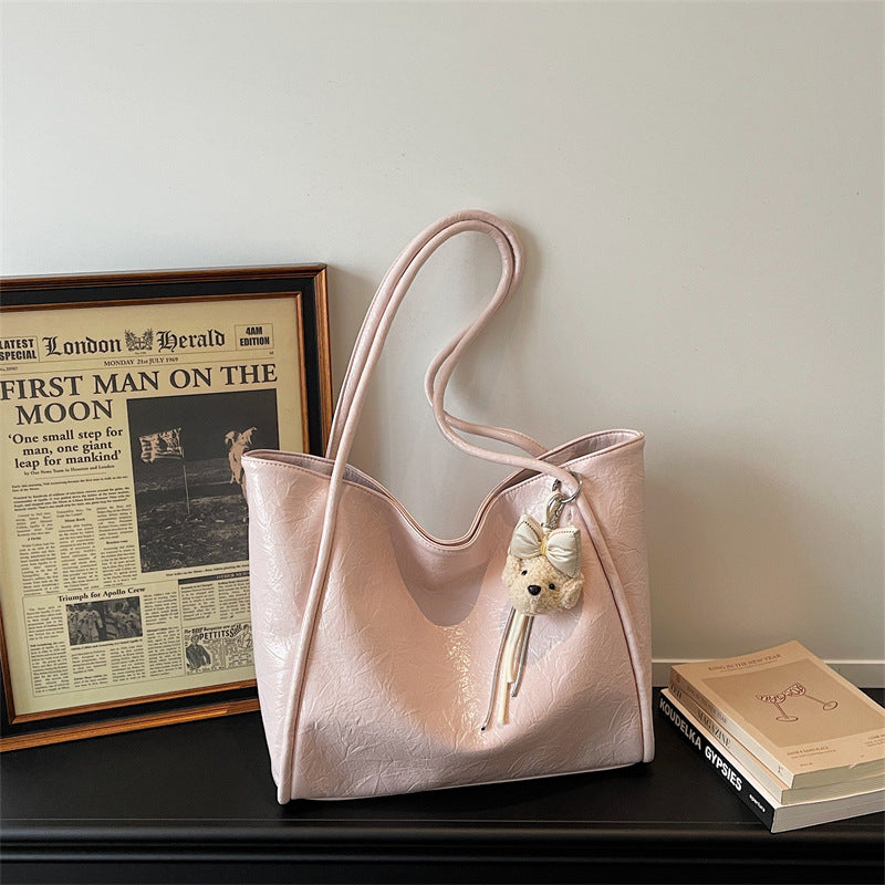 Versatile Soft-Finish Tote Bowlift
