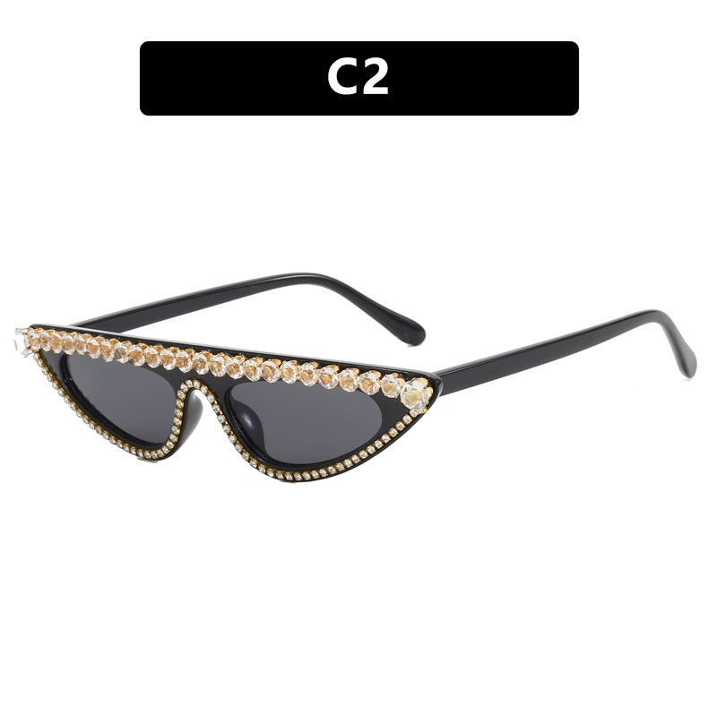 Ladies designer sunglasses in stylish cat-eye design with glittering frame Bowlift
