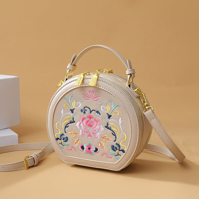 Vintage Floral Embroidered Handbag Bowlift