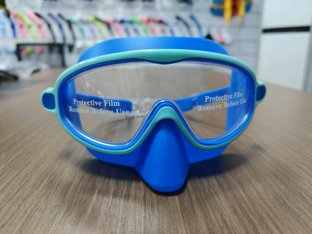Safety goggles with anti-fog technology Bowlift